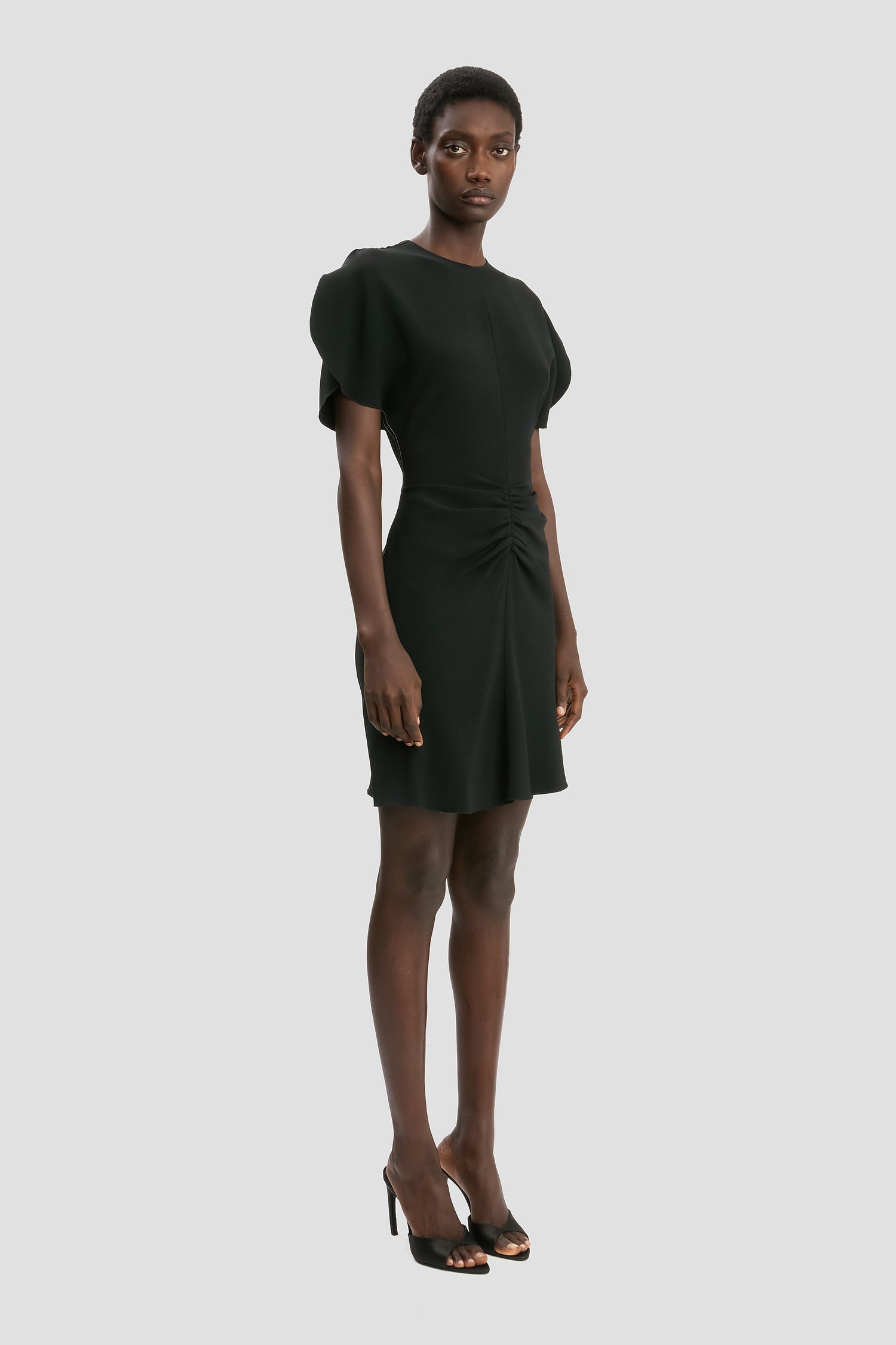 victoria beckham mini dresses $690 Victoria Beckham Women's White Sleeveless Crewneck Mini Dress Size UK12/US3