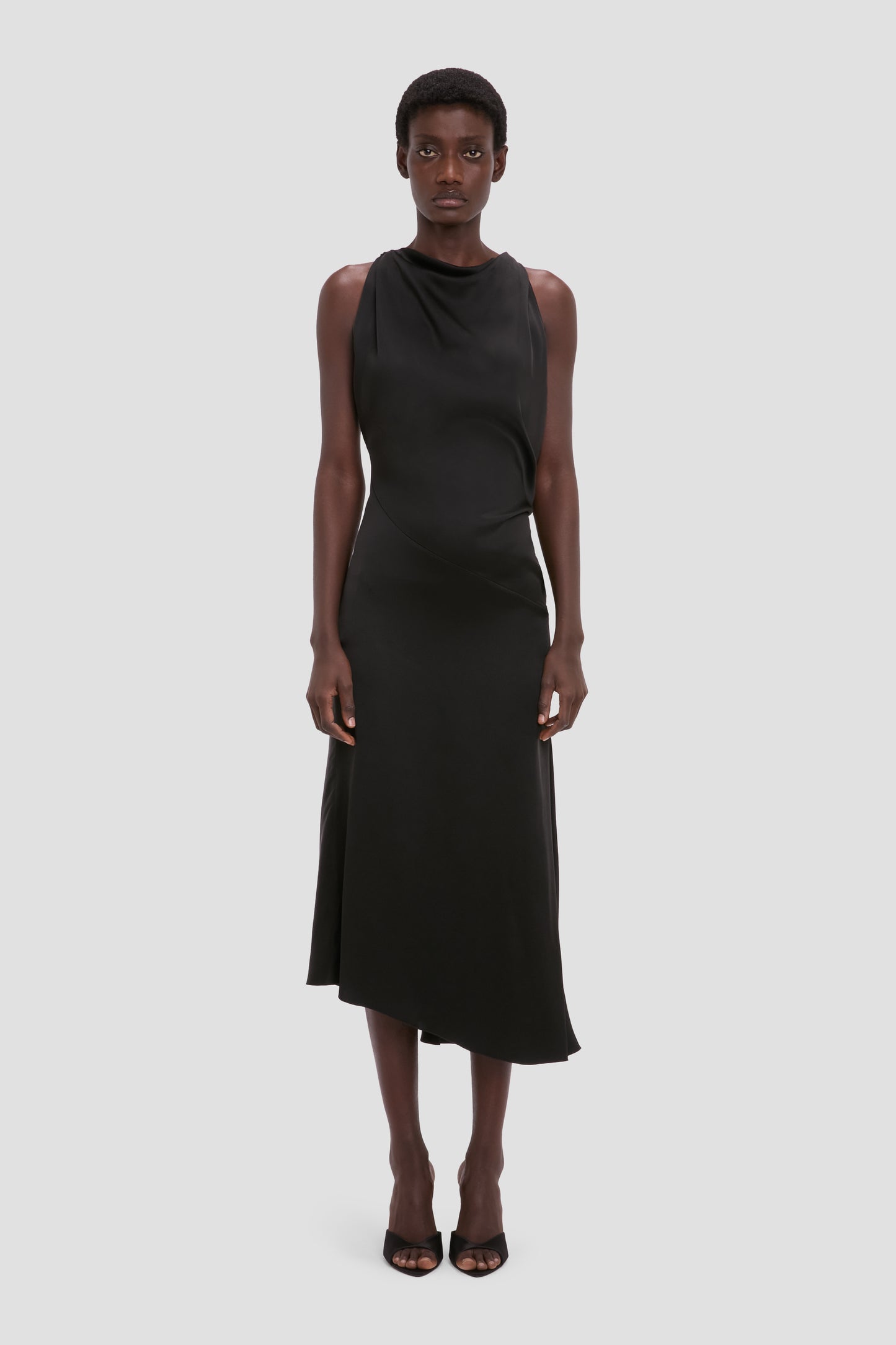 Sleeveless Twist Dress In Black