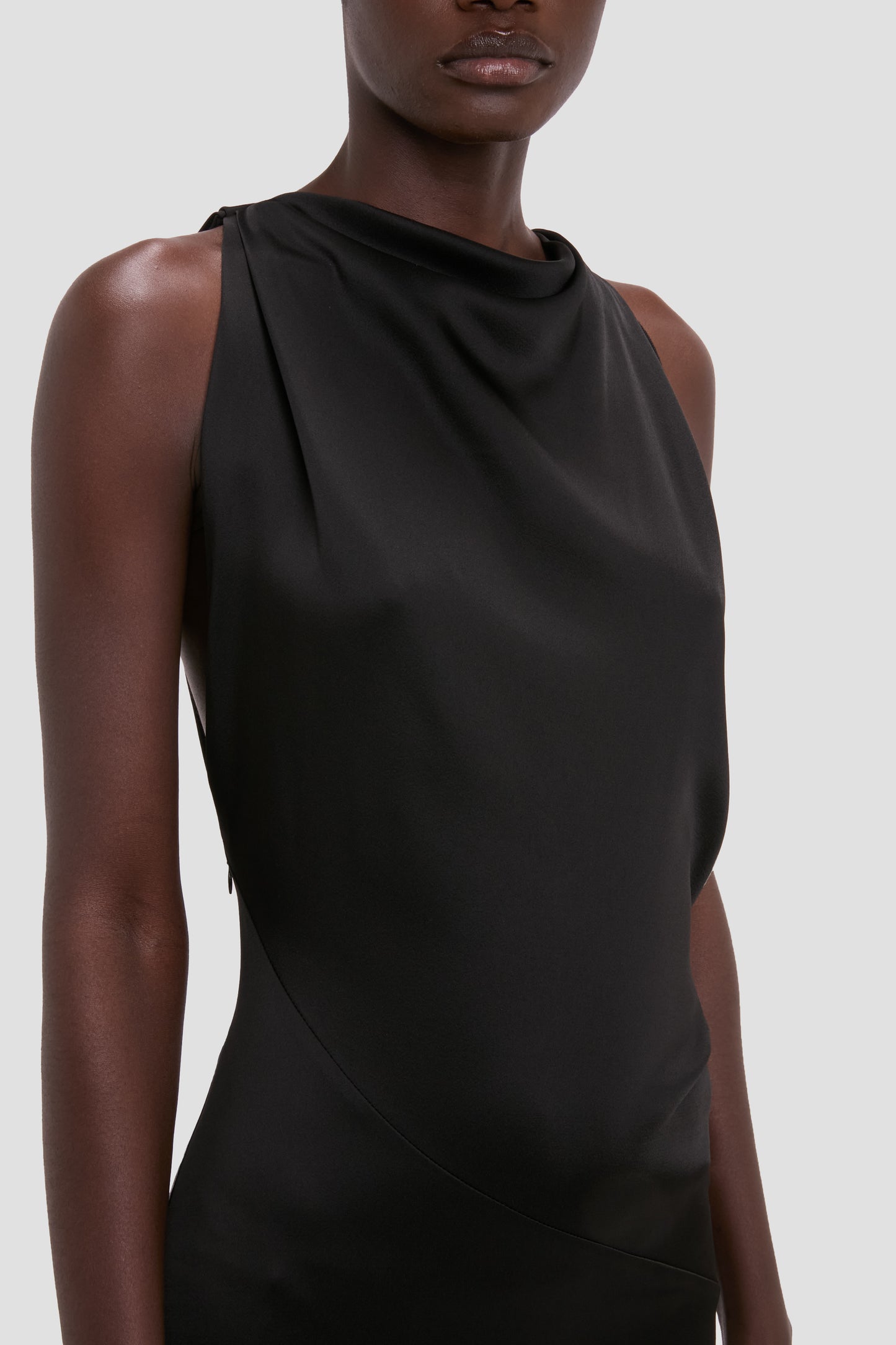 Sleeveless Twist Dress In Black
