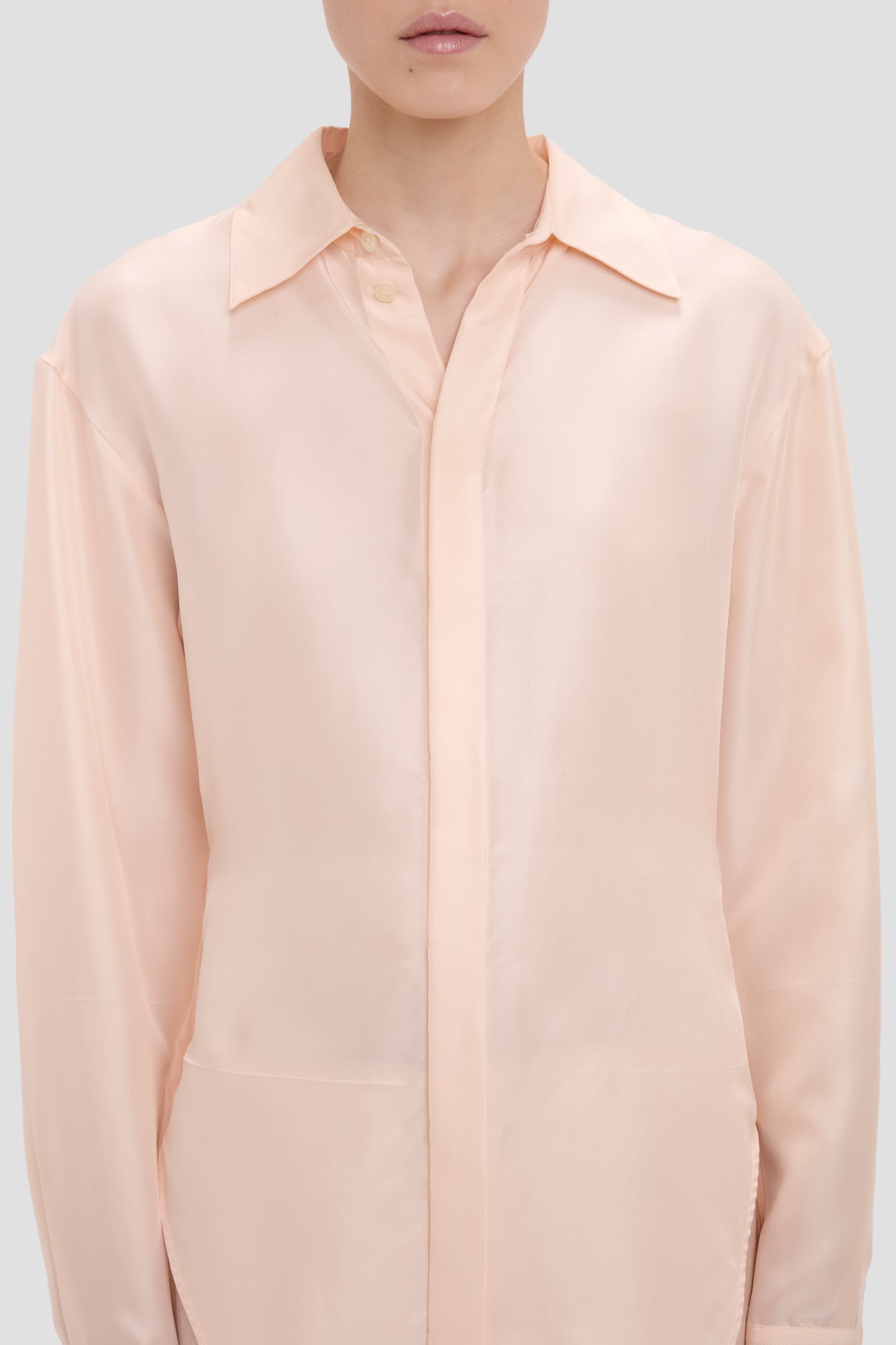 Slim Crease Detail In Blossom