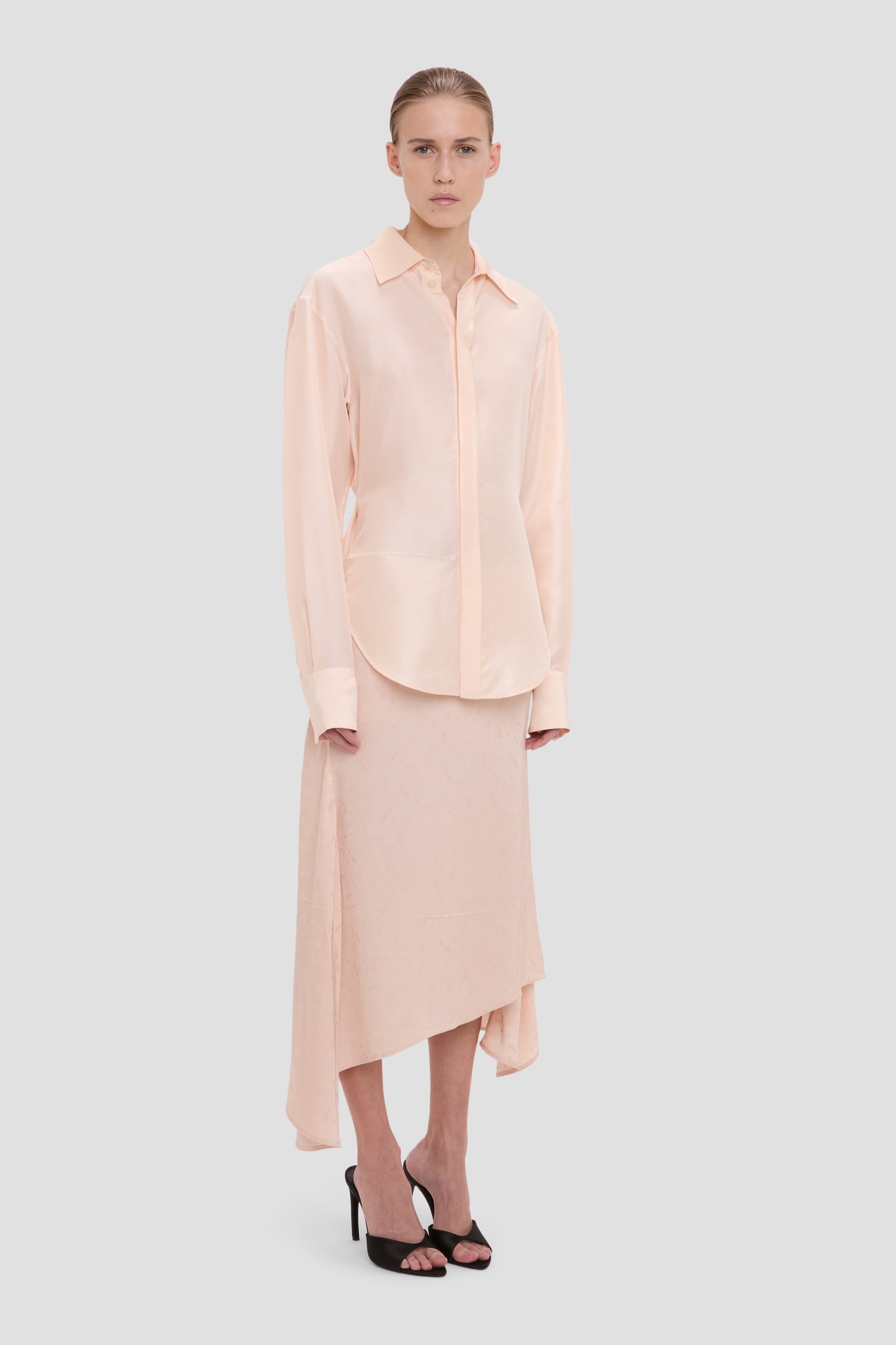 Slim Crease Detail In Blossom