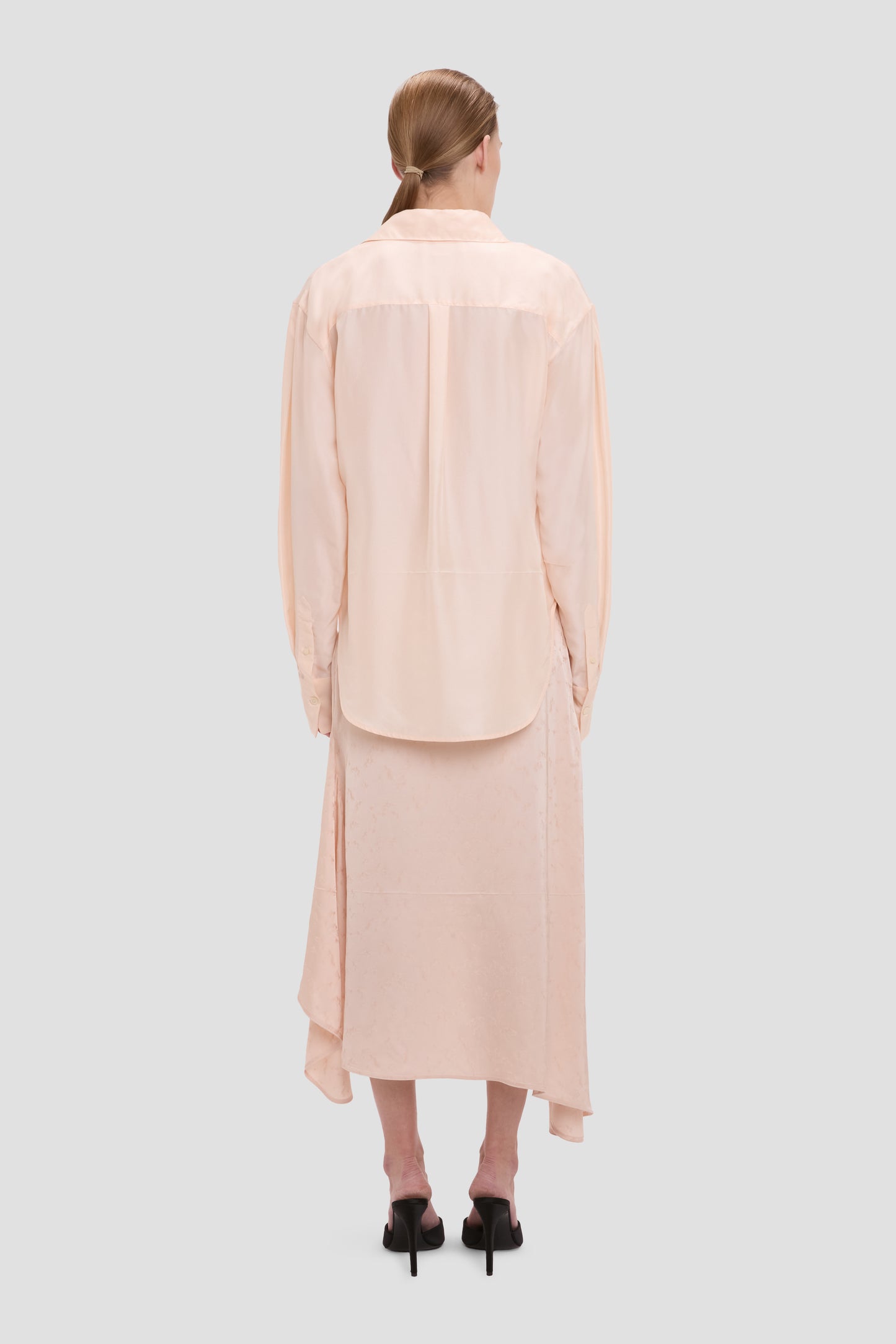 Slim Crease Detail In Blossom