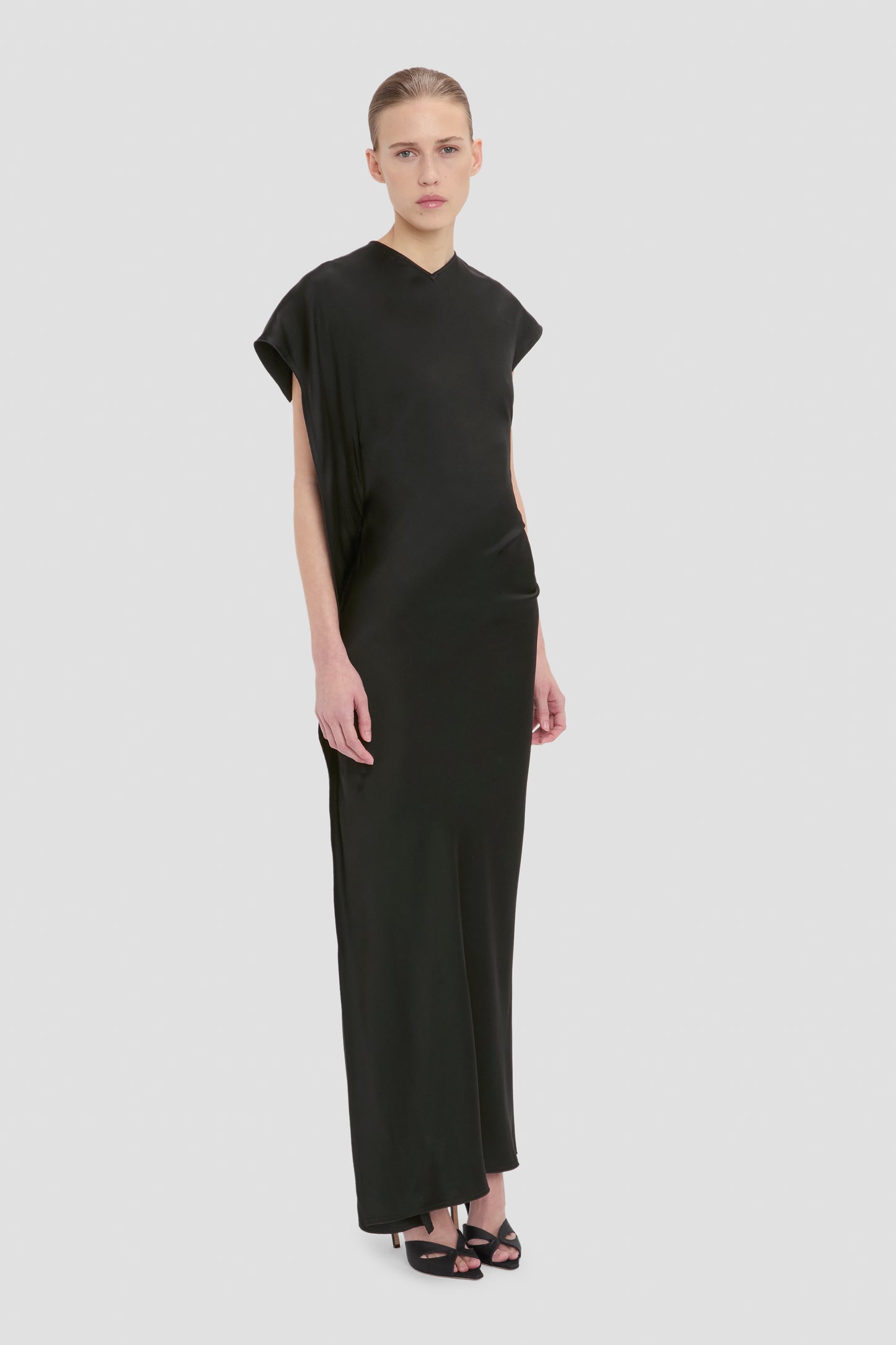 Victoria Midi Dress In Black