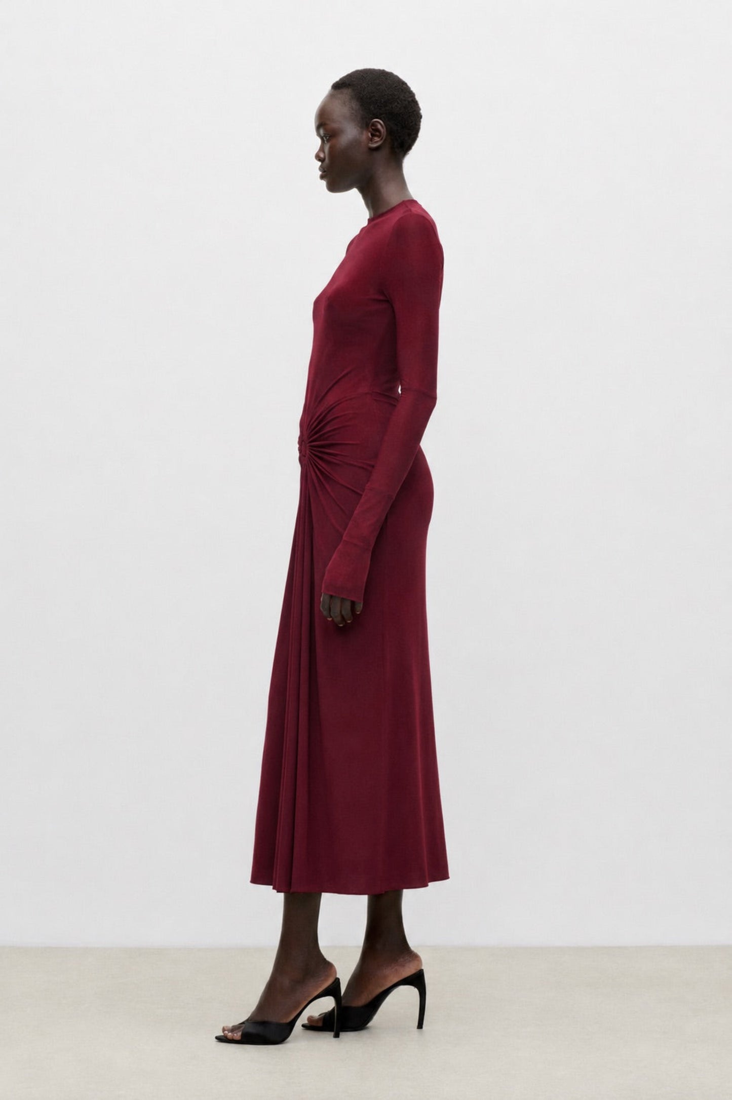Frances Midi Dress In Burgundy