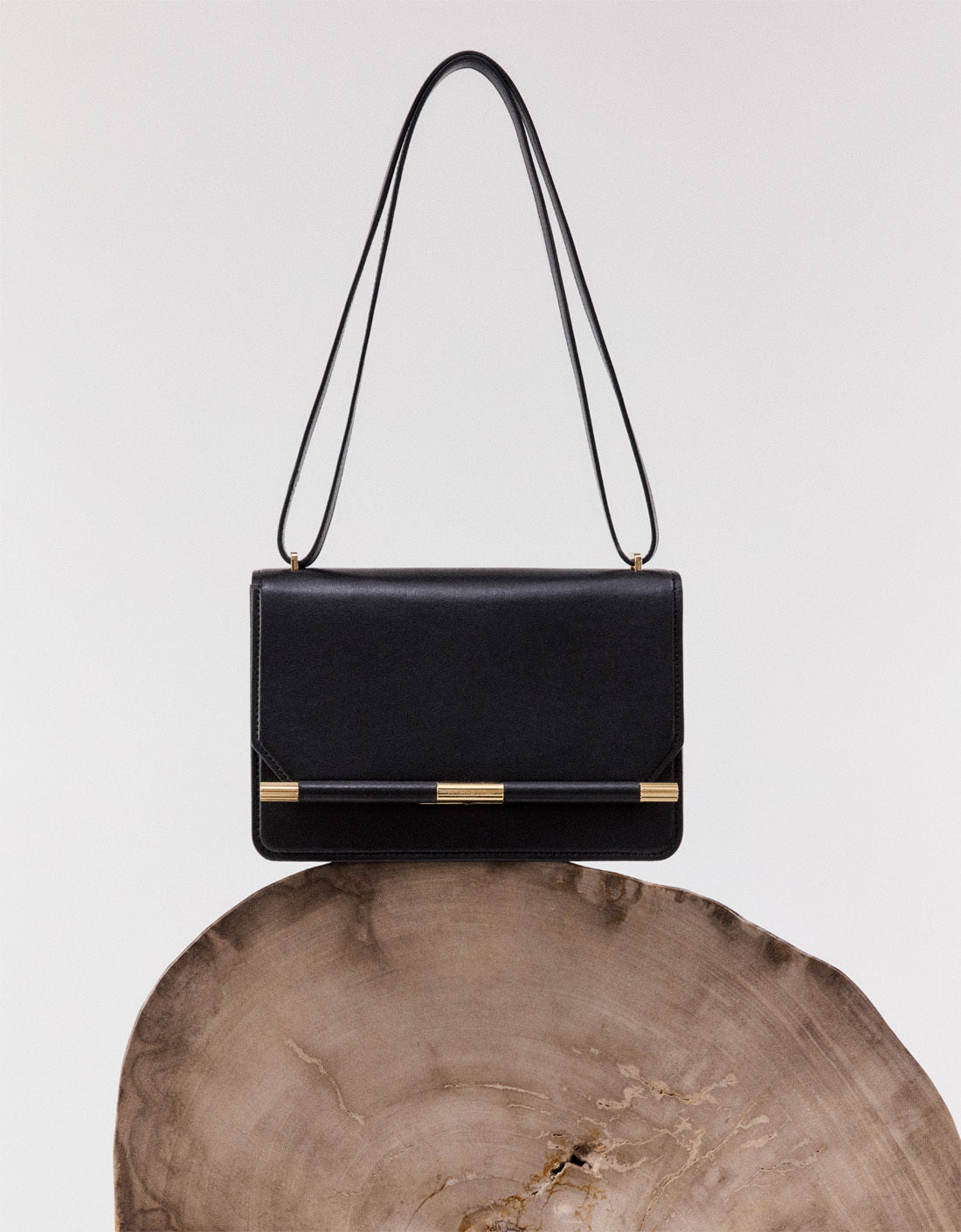【VICTORIA BECKHAM】ウールフェルト ダブルブレストコート ELLE SHOP MAIL 2024.10.2