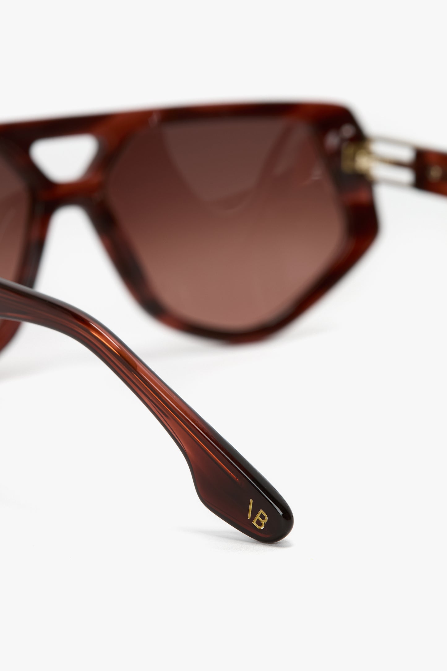 Double Bridge B Frame Logo Sunglasses In Striped Red