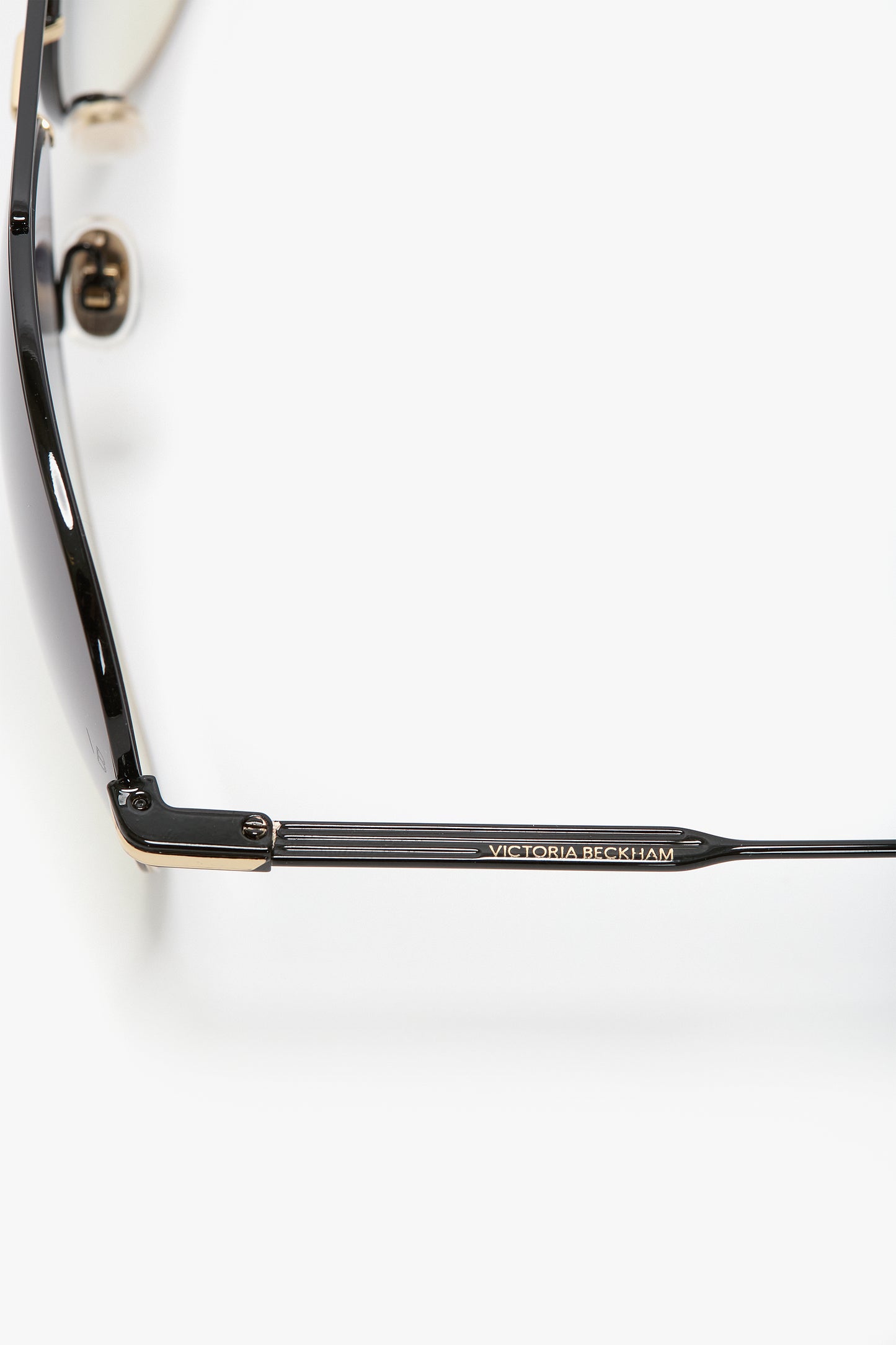 Fine Metal Pilot Sunglasses In Gold Black