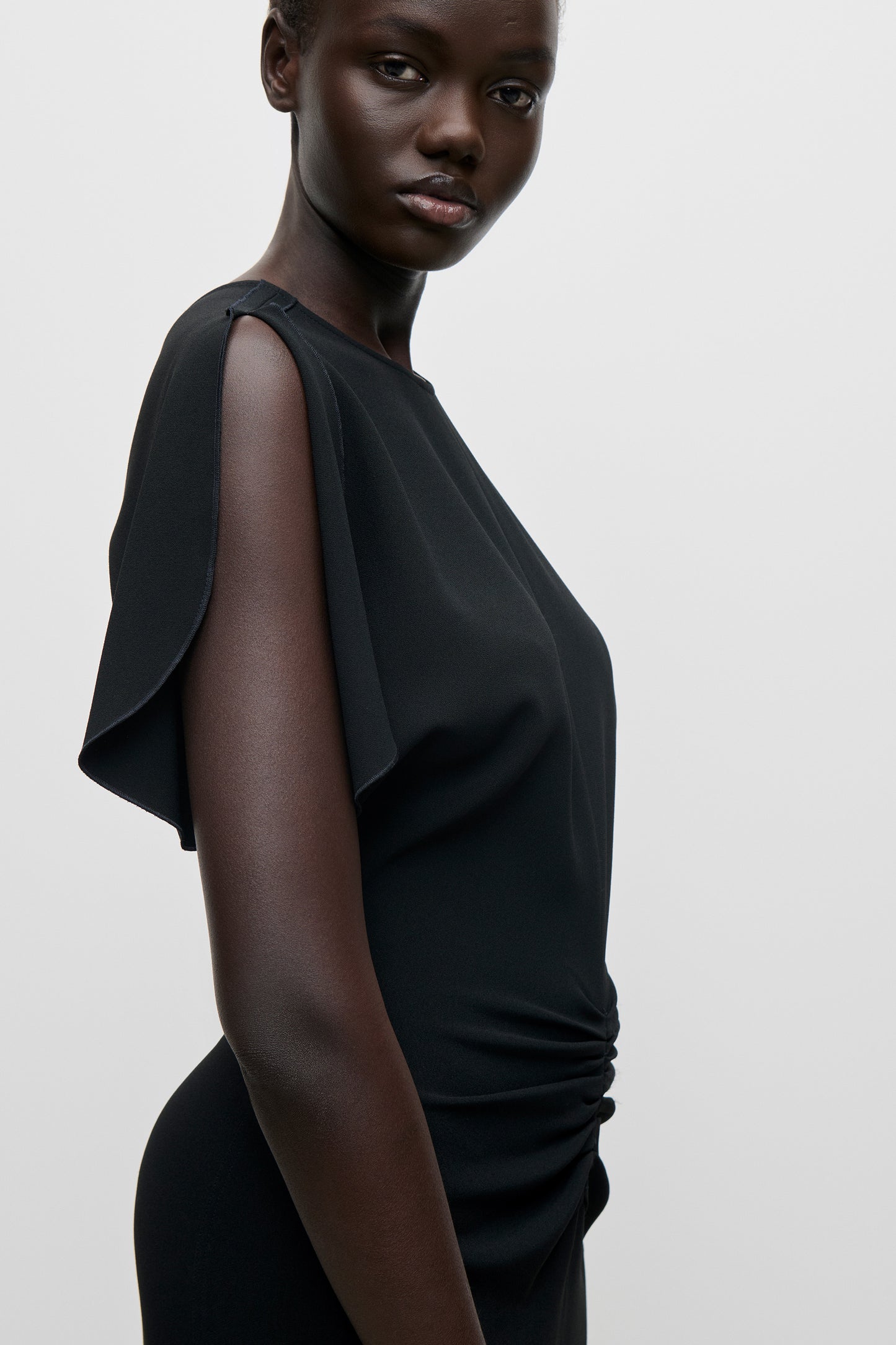 Bela Midi Dress In Black