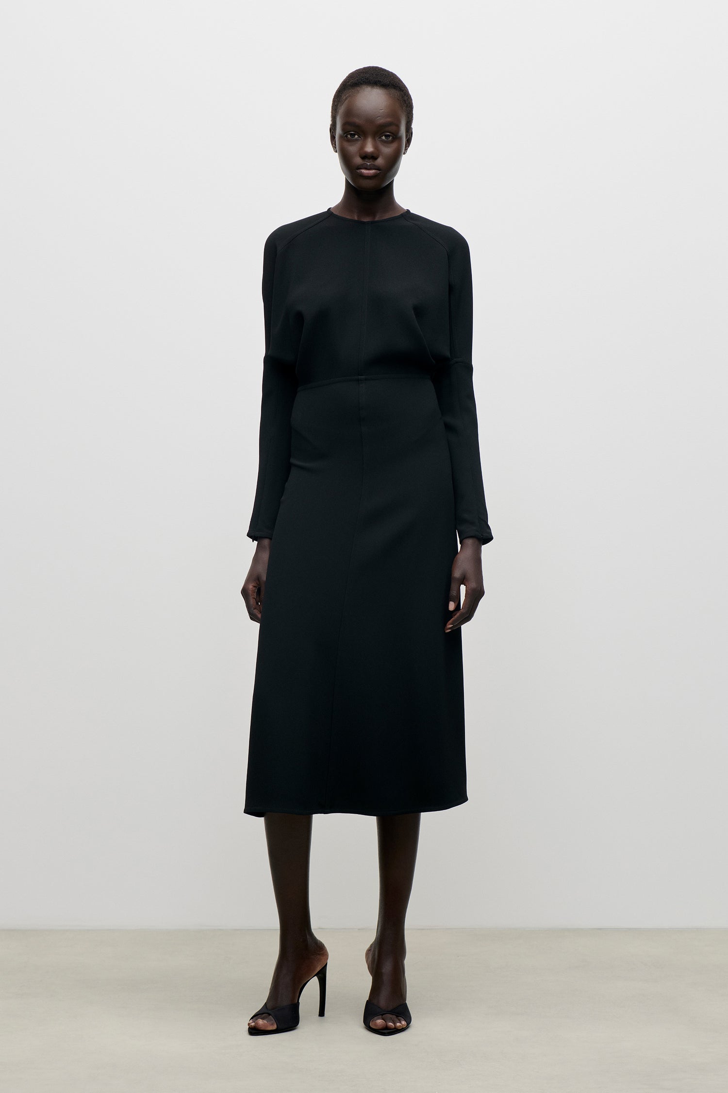 Victoria Beckham Dolman Midi Dress In Black - 8