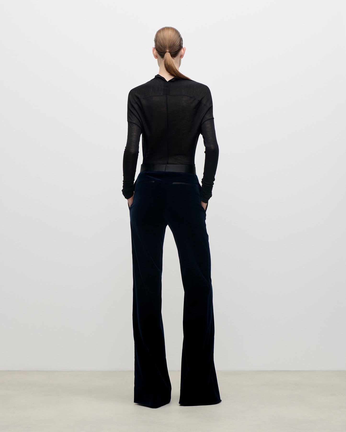 Alina Trouser In Midnight Velvet