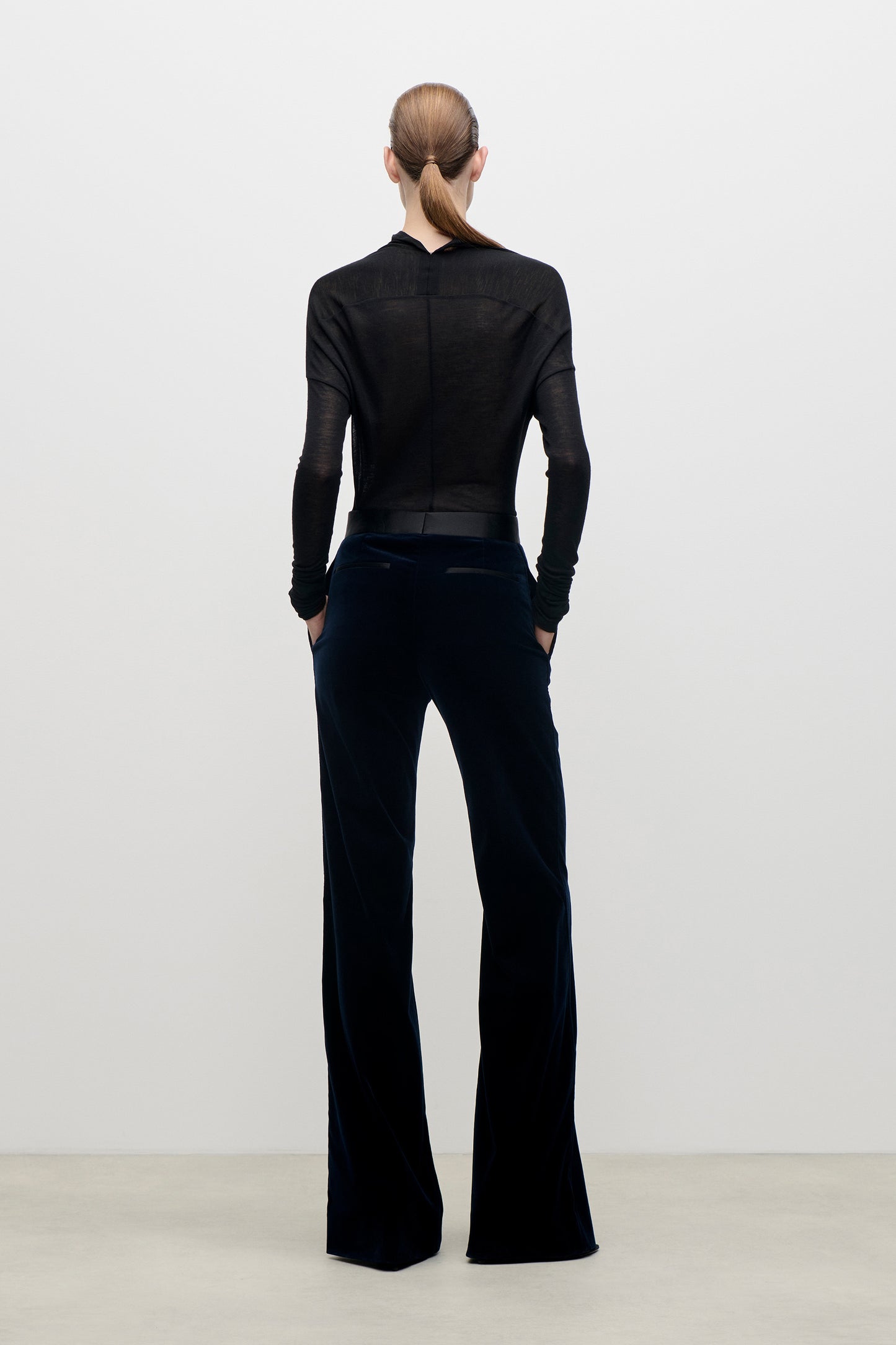 Alina Trouser In Midnight Velvet