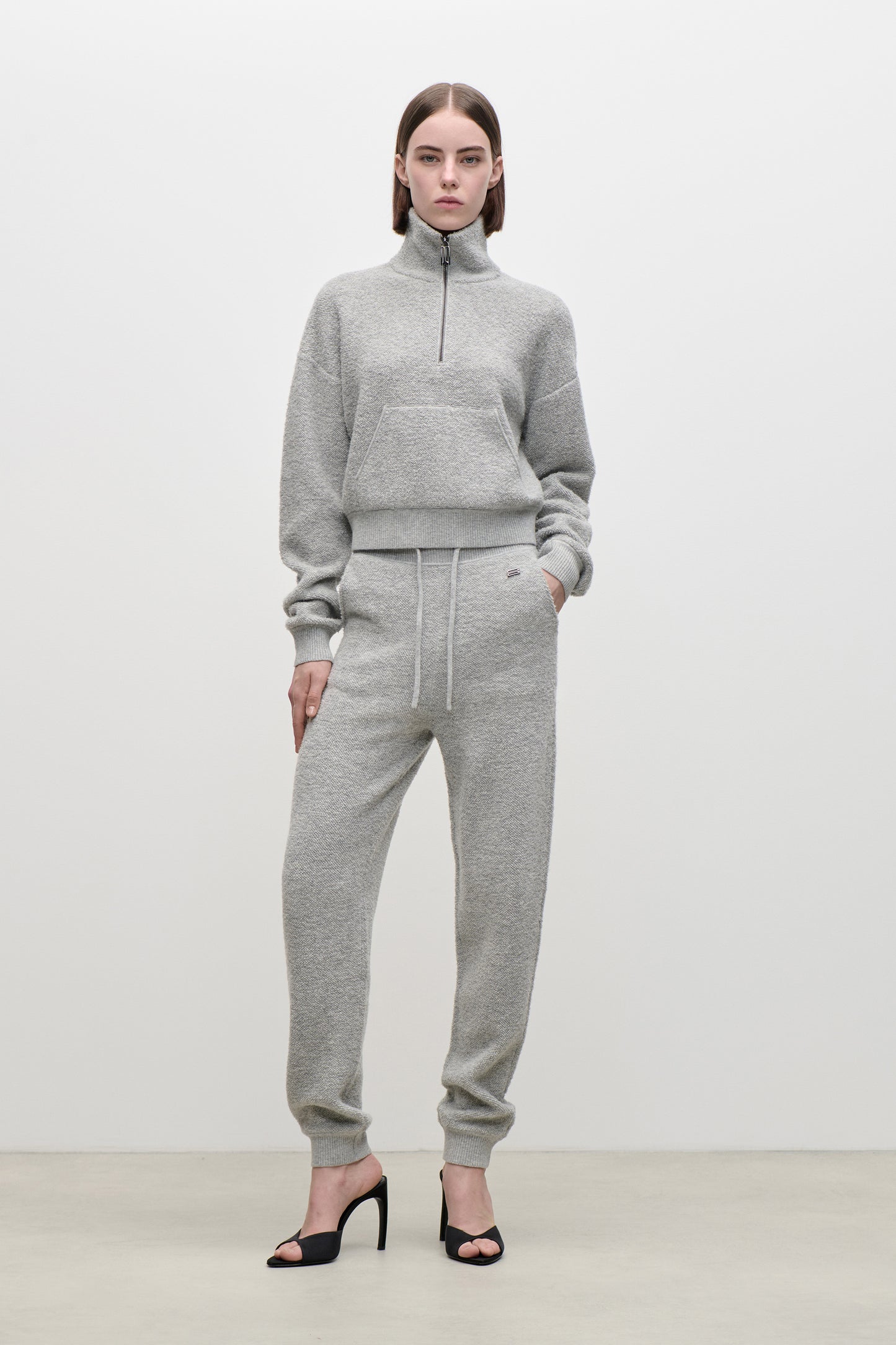 Klara Jogger In Light Grey