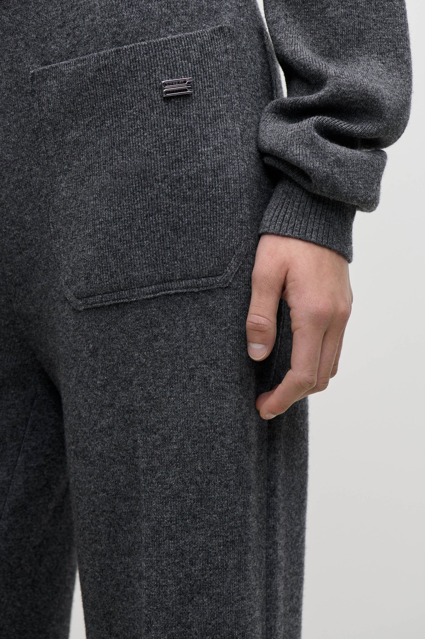 Alina Knitted Trouser In Dark Grey