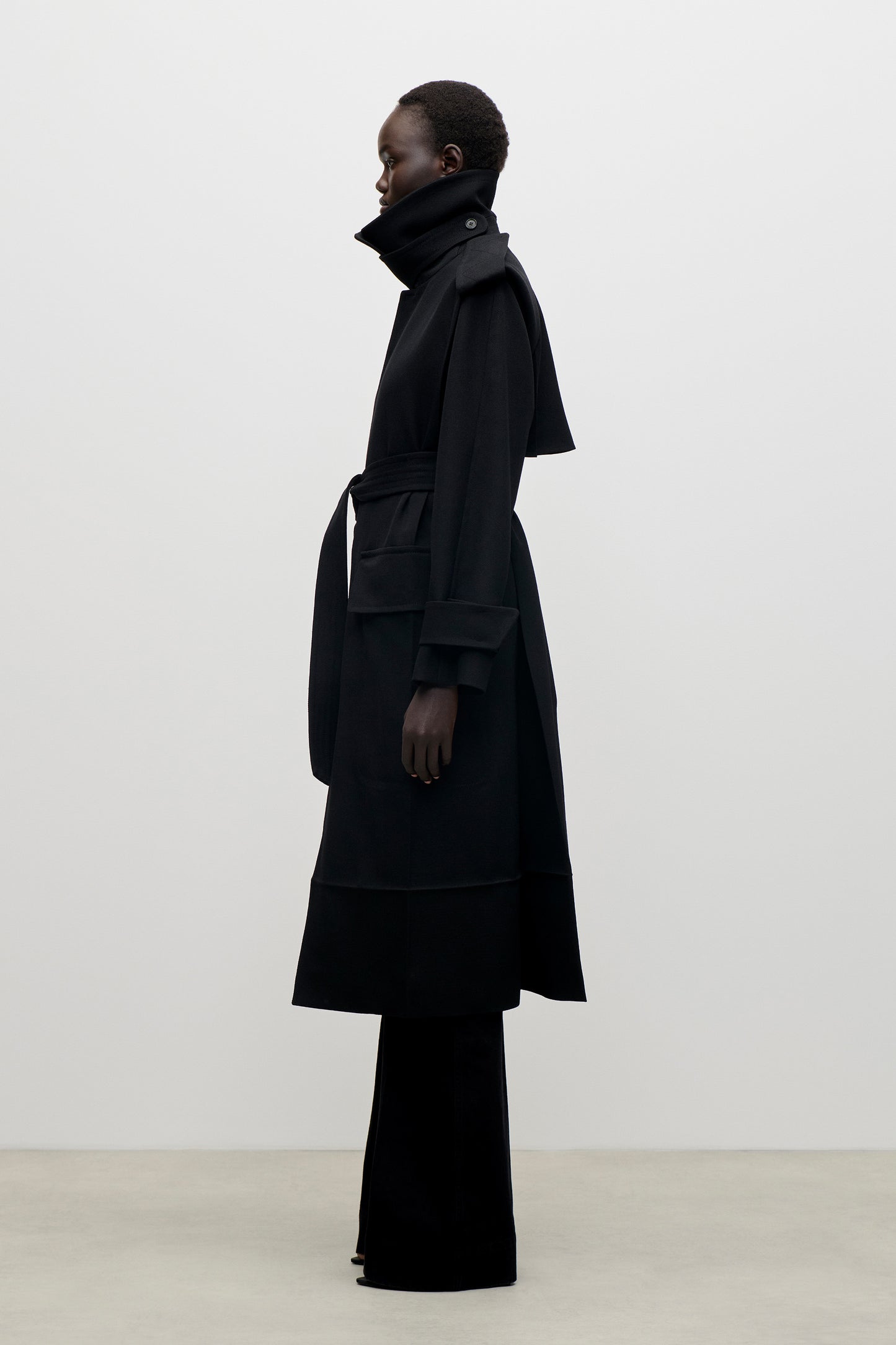 Philippa Trench Coat In Black