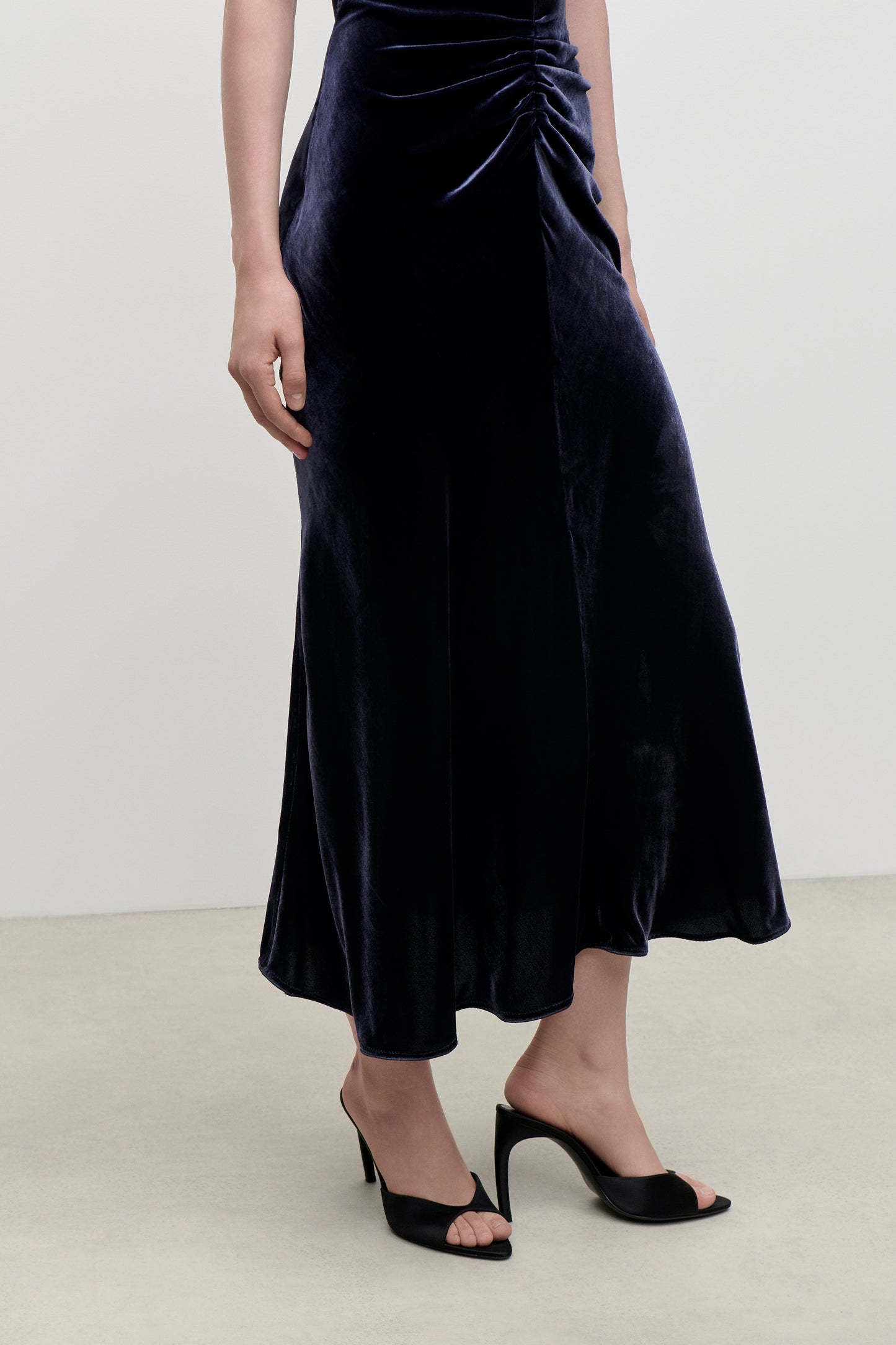 Bela Midi Dress In Navy