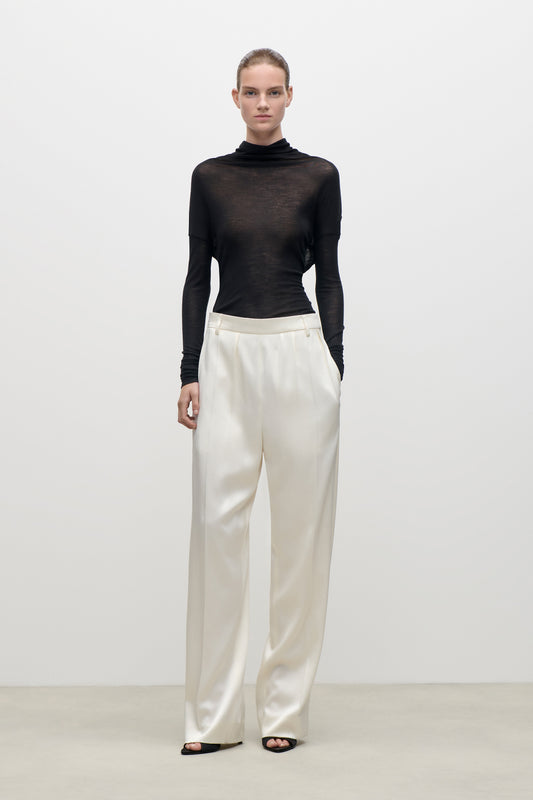 Relaxed Curved Leg Trouser In Ivory