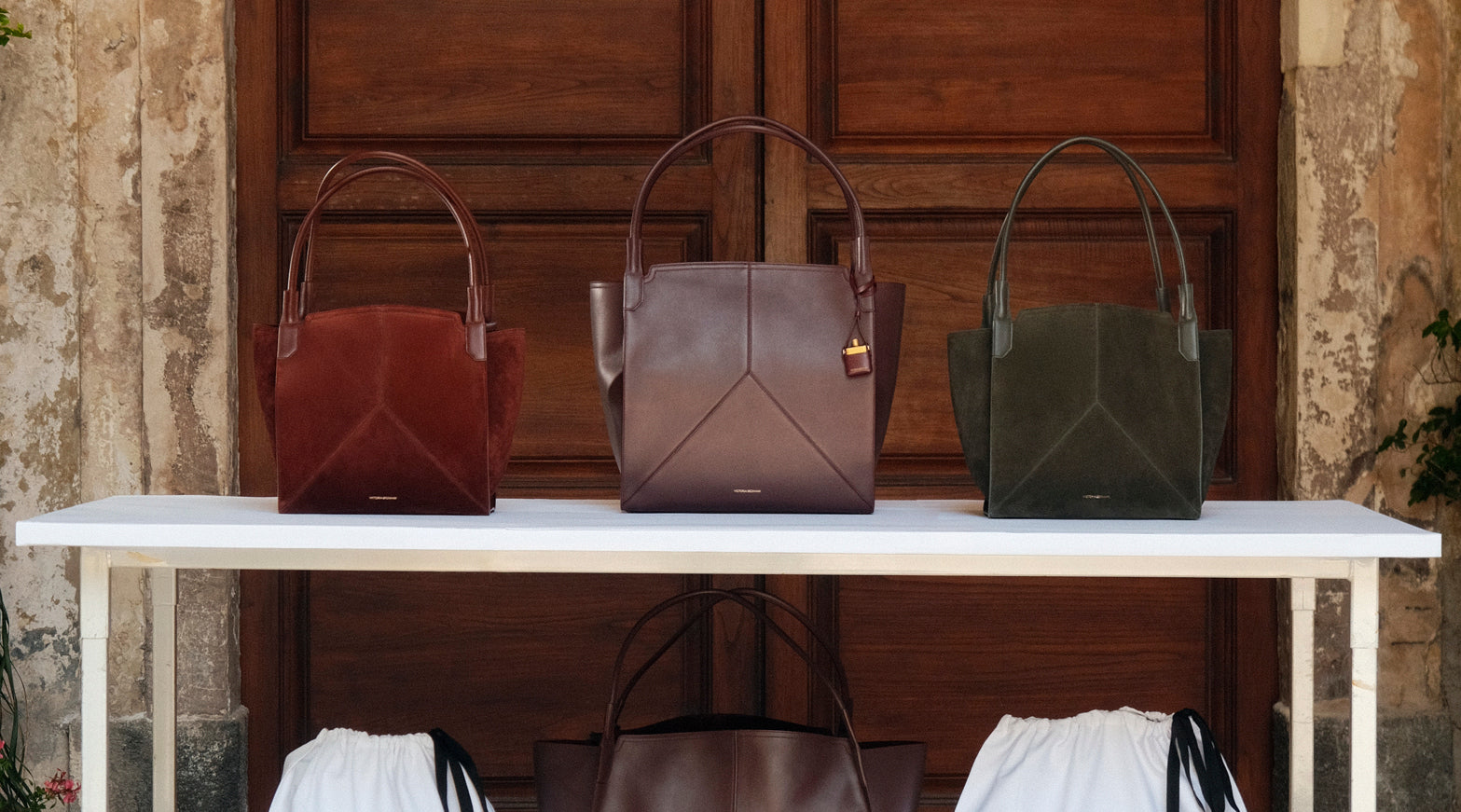 Tote Bags | Shop Luxury Handbags – Victoria Beckham