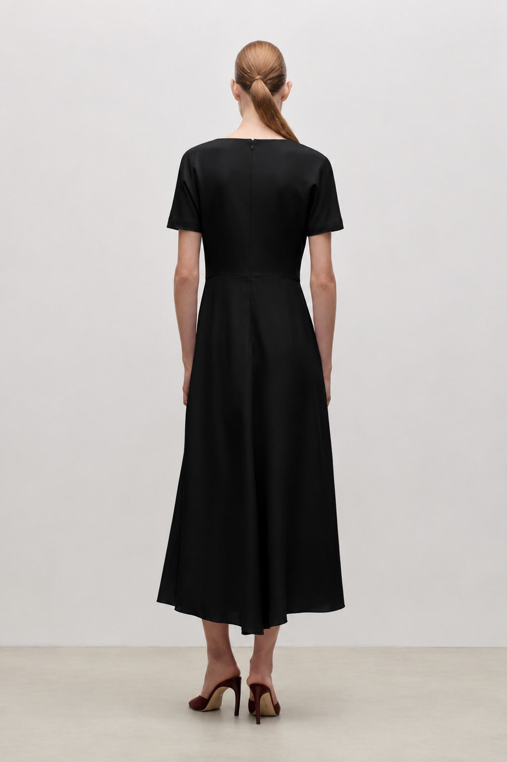 Blaire Midi Dress In Black