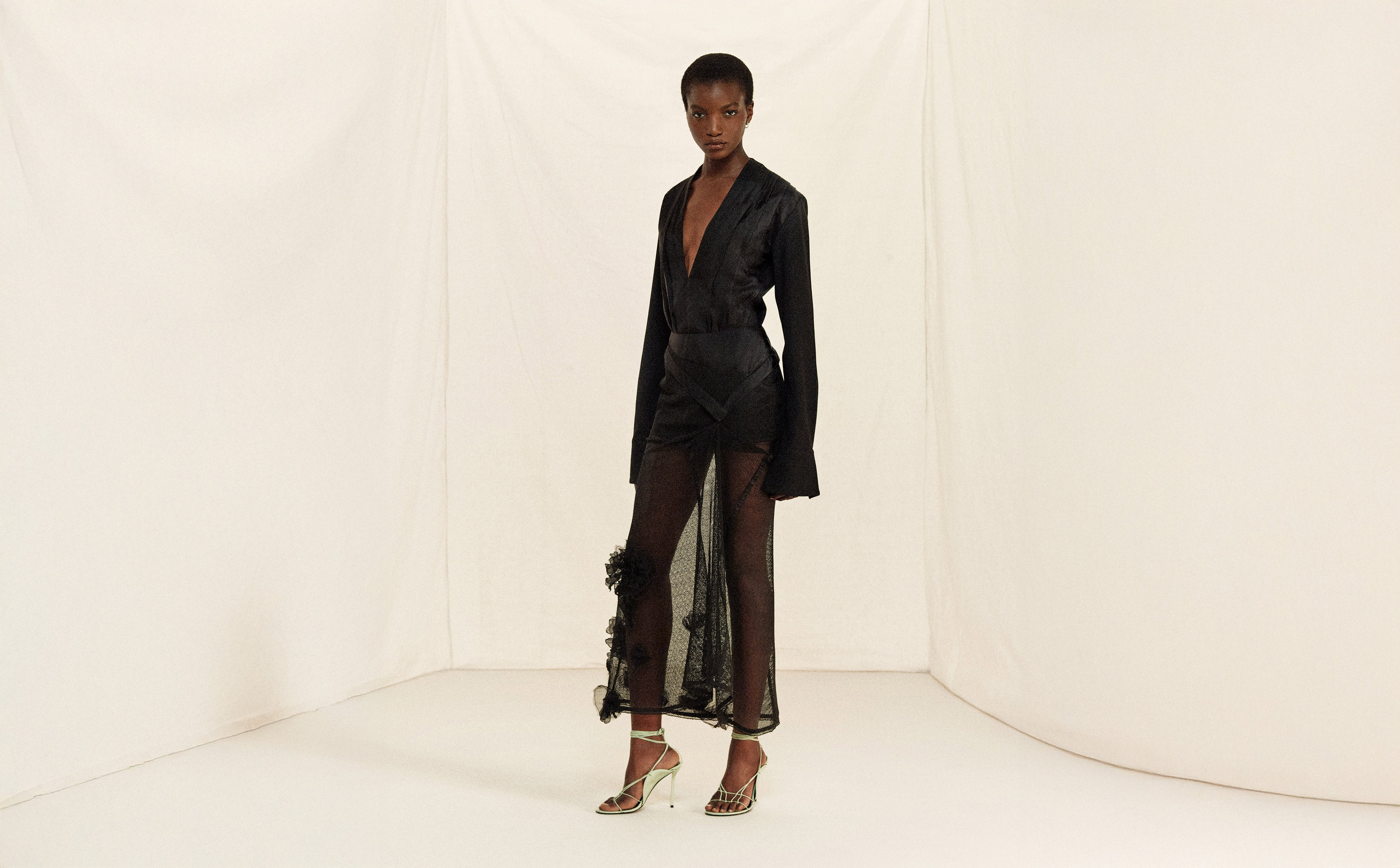 Designer Dresses & Gowns | Elegant Tailored Dresses & Gowns