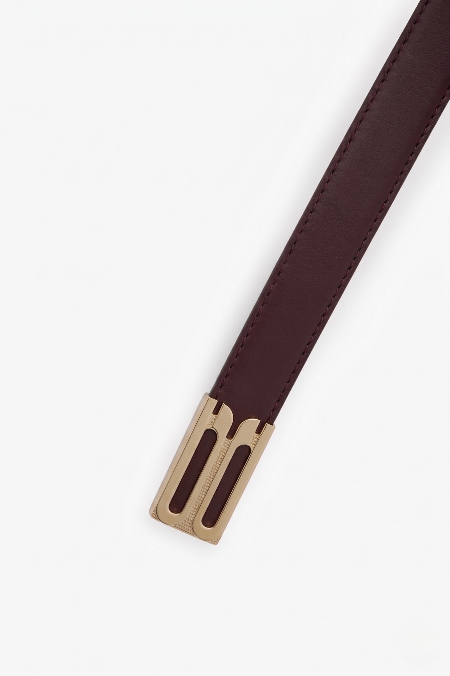Dorian B Finite Belt In Dark Burgundy Soft Leather