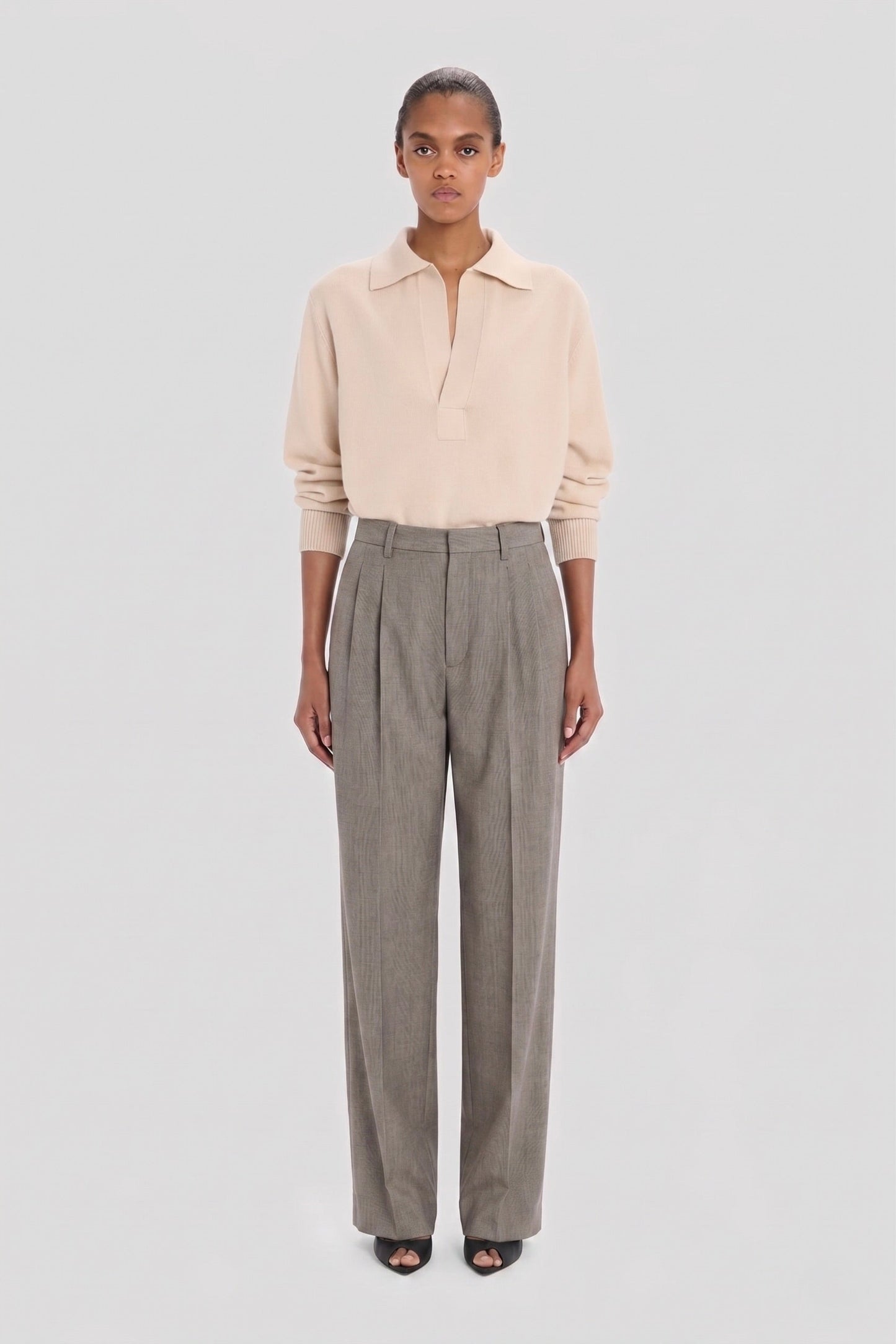 Pleated Trouser In Grey