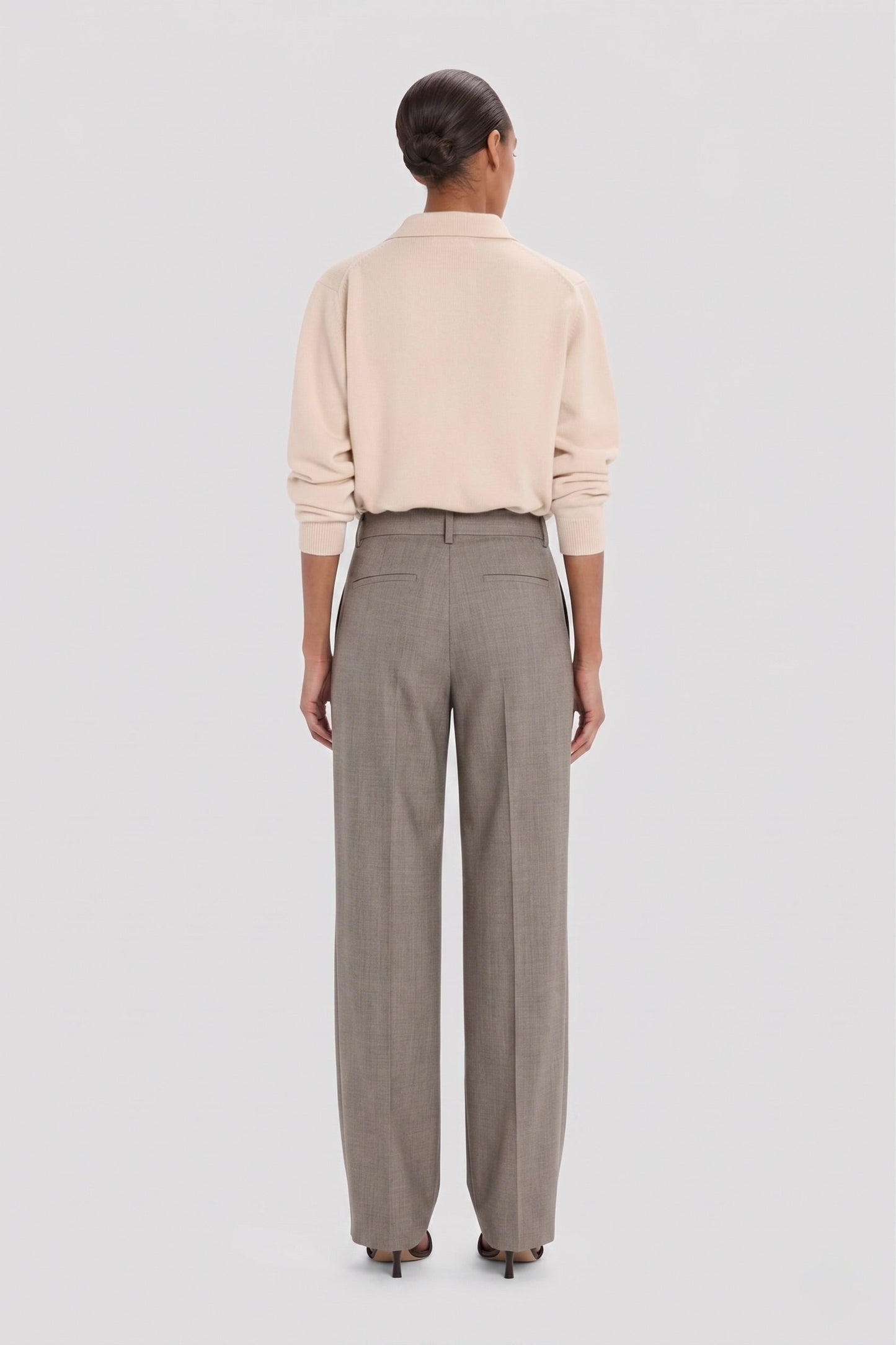 Pleated Trouser In Grey