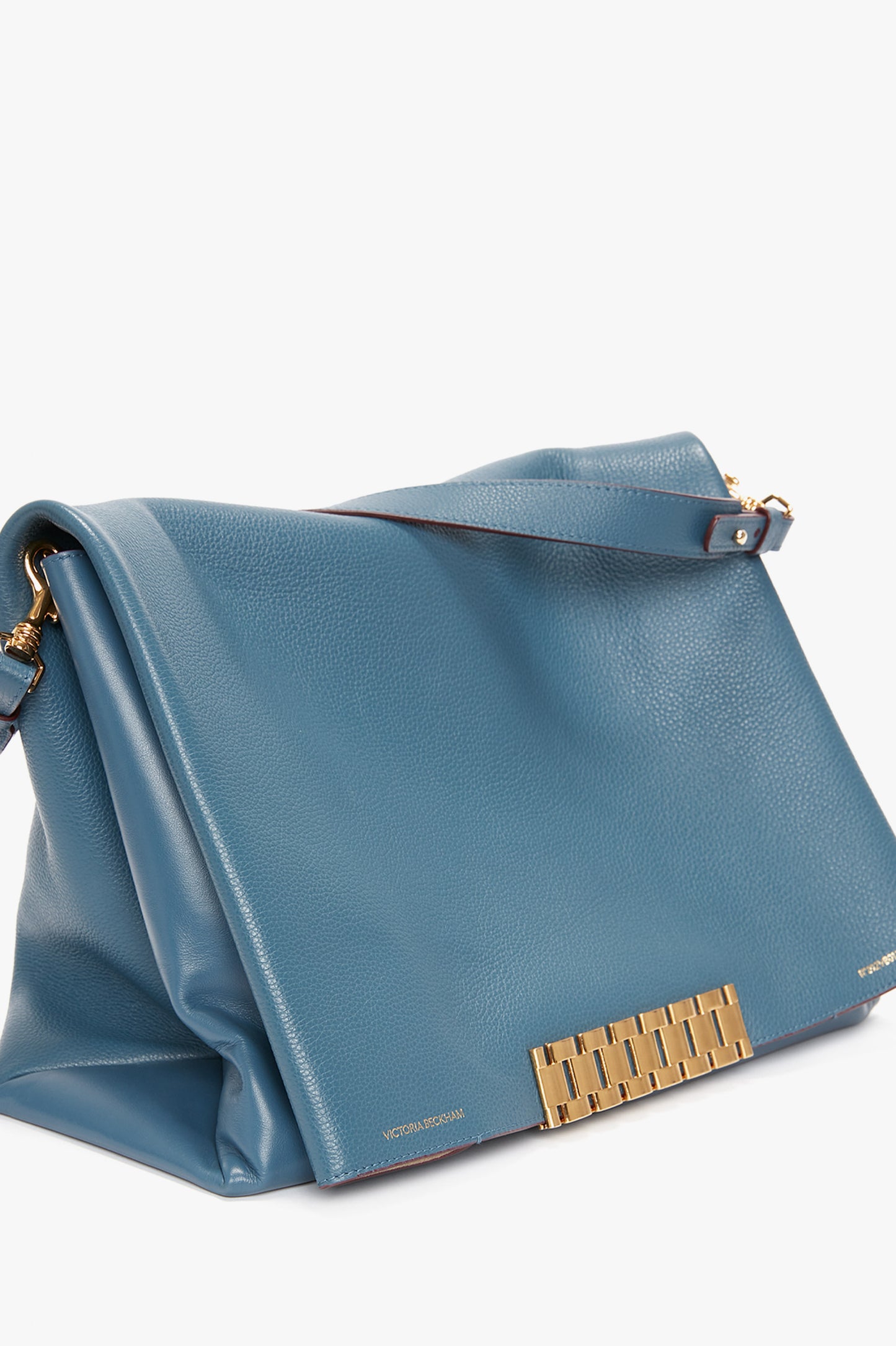Jumbo Chain Pouch In Blue