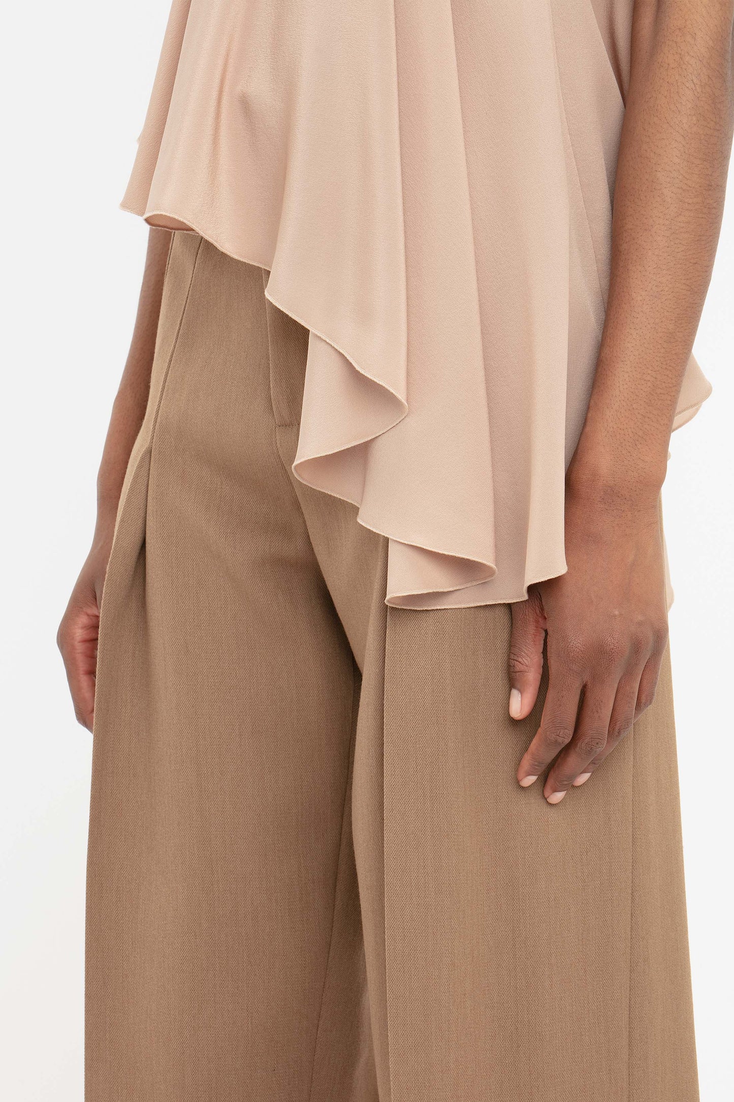 Front Pleat Trouser In Fawn