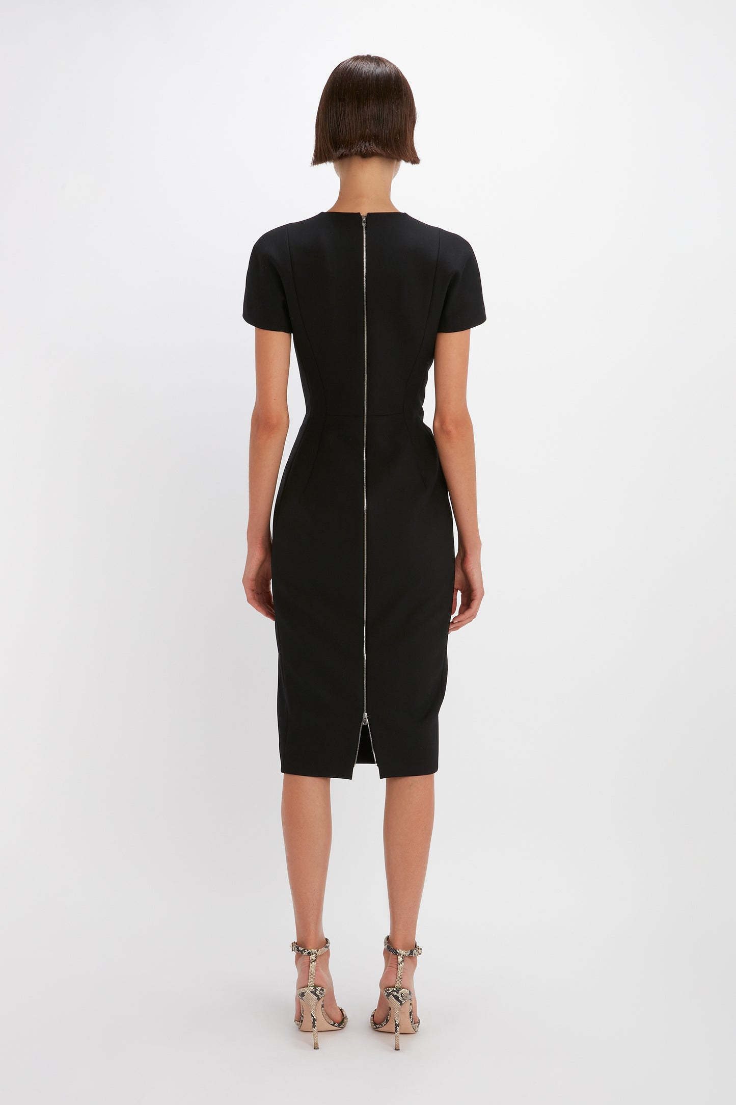 Black dress with zipper down back shop