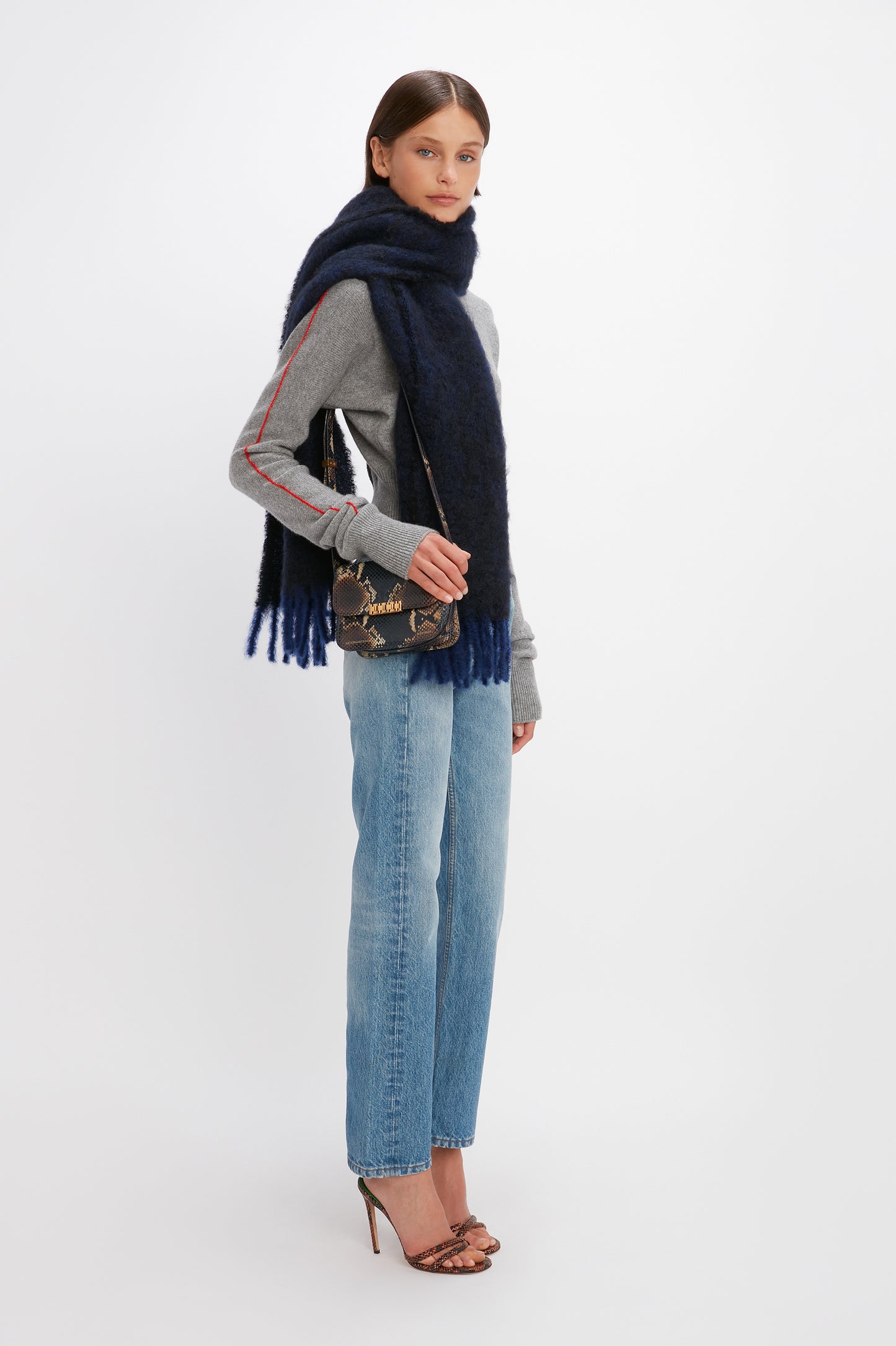 EXCLUSIVE Mohair Scarf In Navy